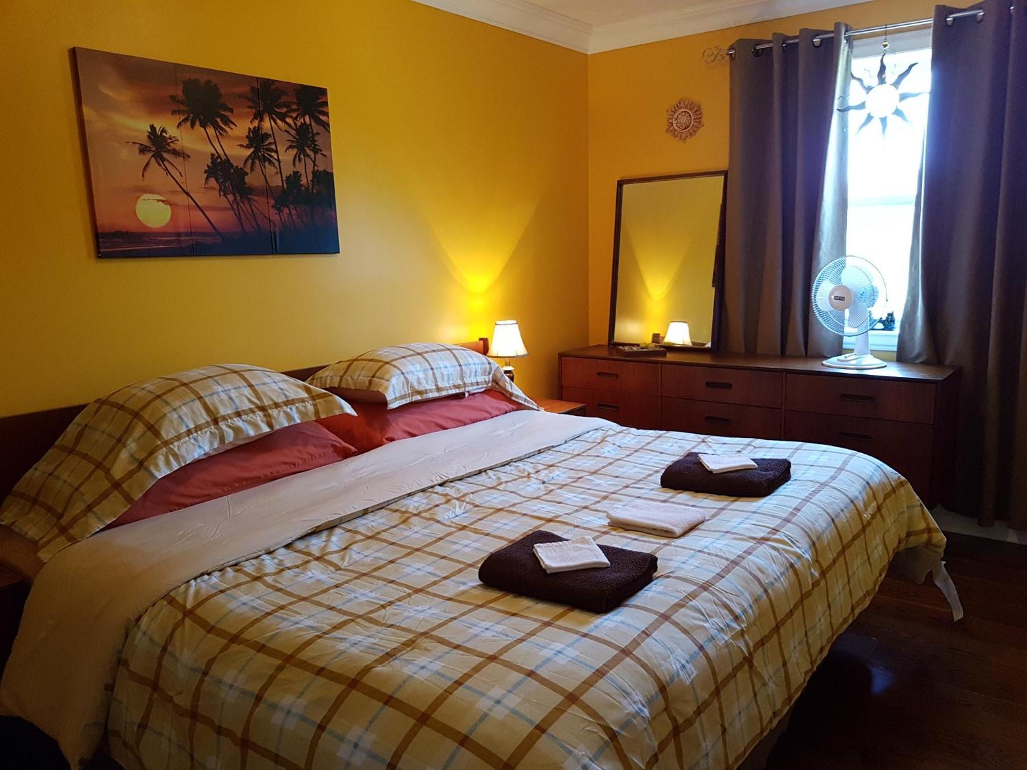 Gite Le Tresor Cache Bed & Breakfast Chelsea Exterior foto